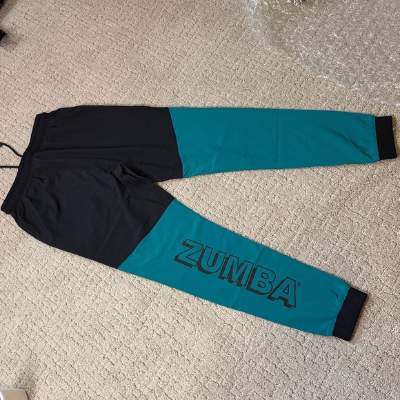 Zumba Music Lab Joggers - Picture 3 of 5